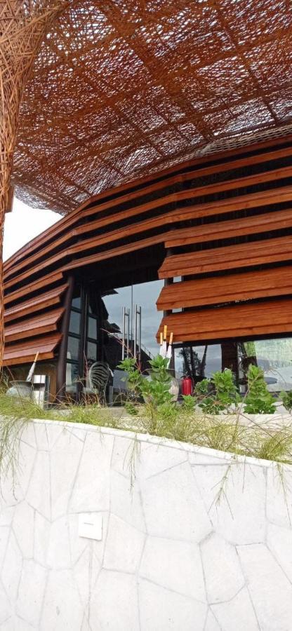 Hotel Dusun Semilir Hotel&Resort 4*